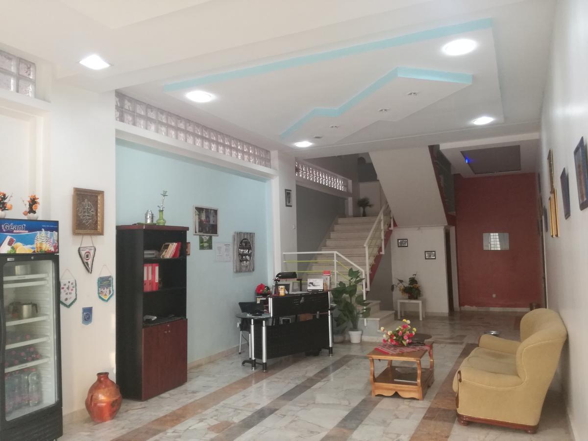 Hotel Remes Константин Екстериор снимка
