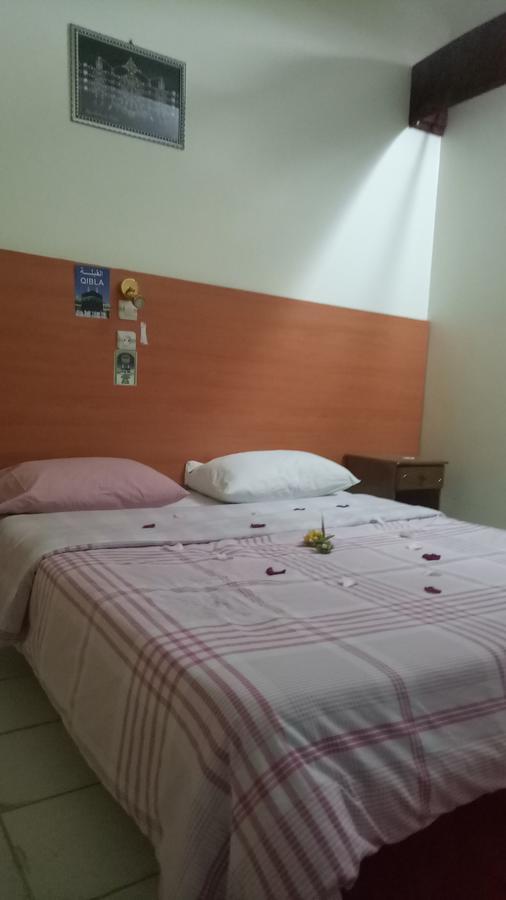 Hotel Remes Константин Екстериор снимка